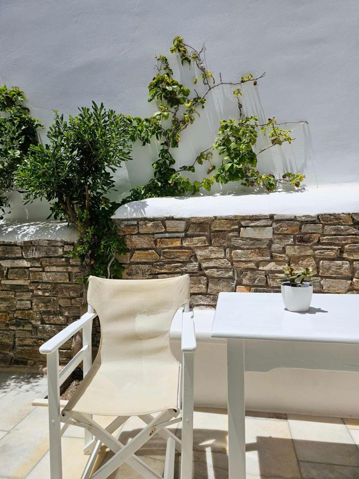 Aegeo Inn Antiparos Town Eksteriør bilde